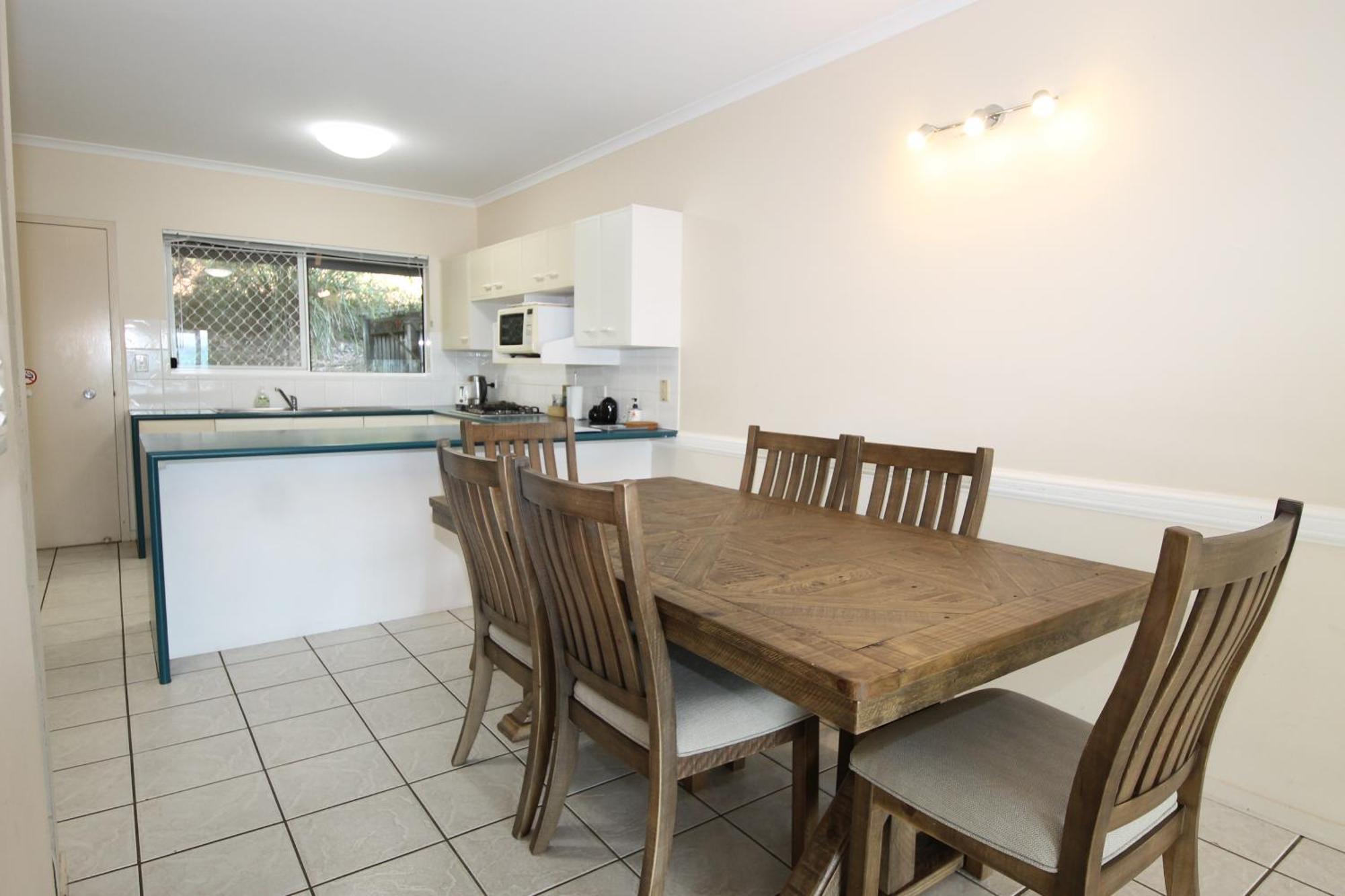 Moreton Island Villas And Apartments Tangalooma Room photo