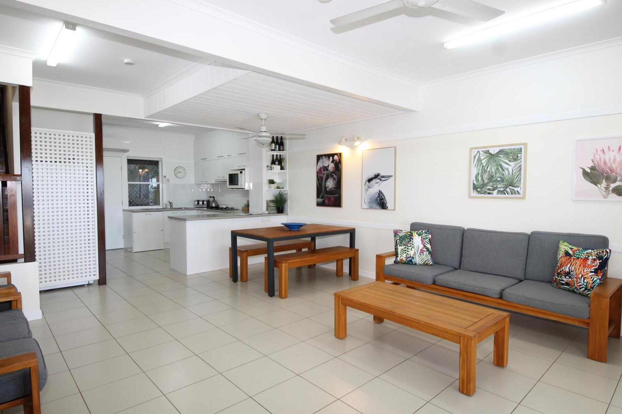 Moreton Island Villas And Apartments Tangalooma Room photo